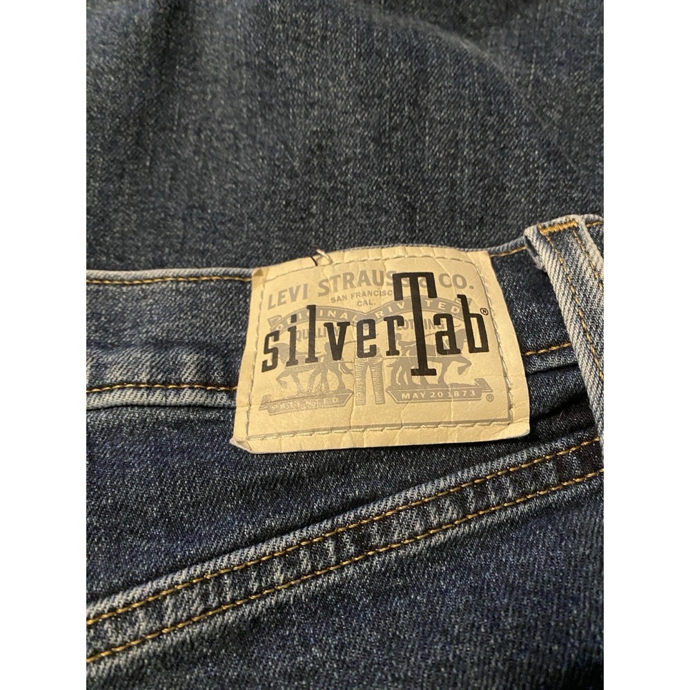 Women's Silver Tab Levi Jeans Mom Jean Size 31 (10)